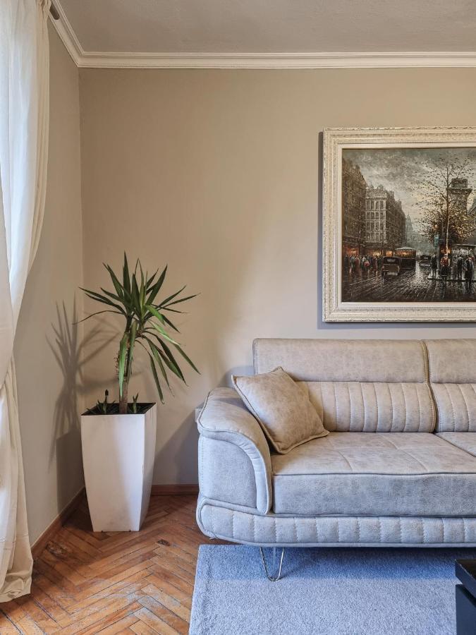 Tirana Center Cozy Apartment 외부 사진